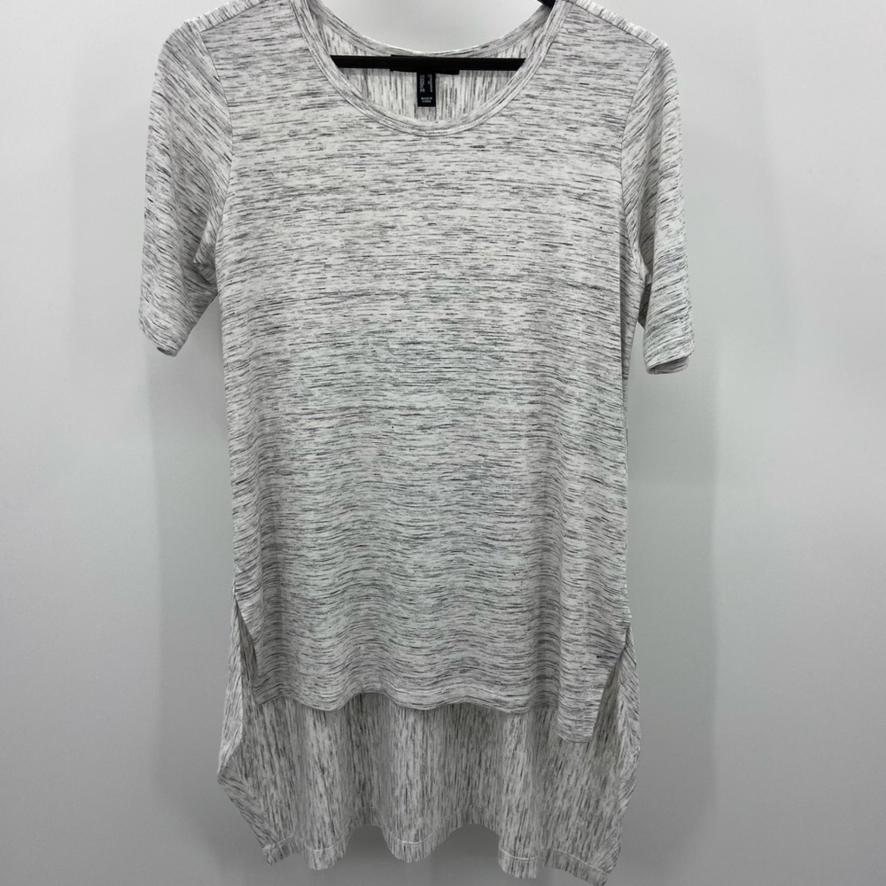Lisa Rinna Short Sleeve Hi/Lo Tunic Top - XXS